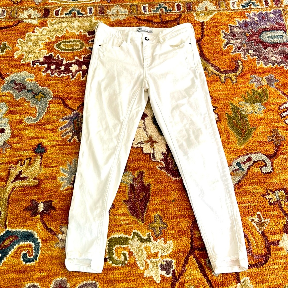 White Zara skinny jeans